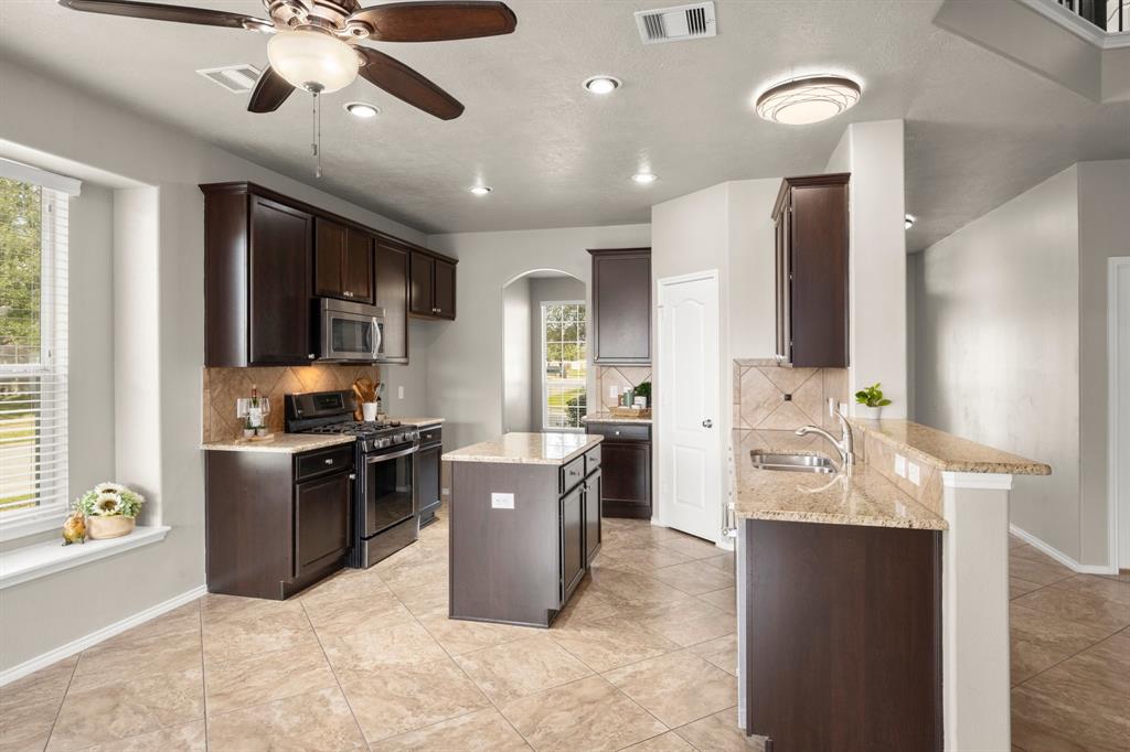 20231 Galena Falls Drive, Tomball, Texas image 12