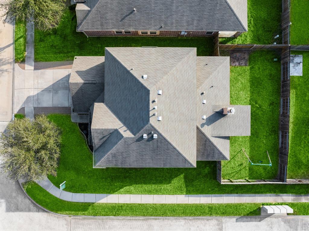 20231 Galena Falls Drive, Tomball, Texas image 4