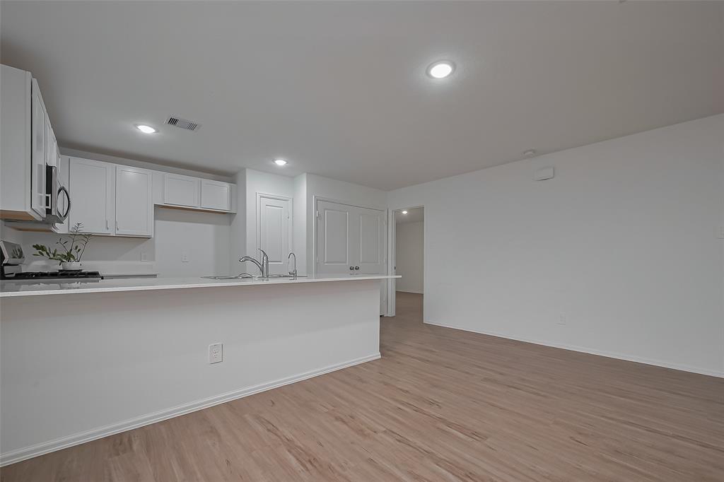 24119 Maple Turn Lane, Hockley, Texas image 13