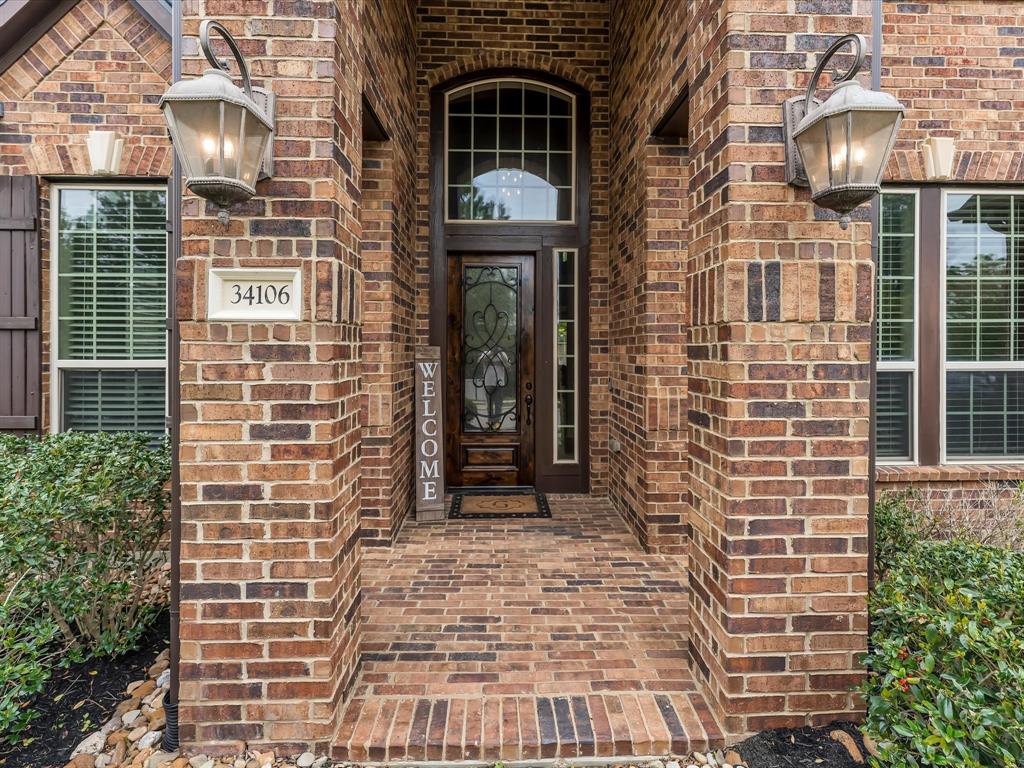 34106 Mill Creek Way, Pinehurst, Texas image 3