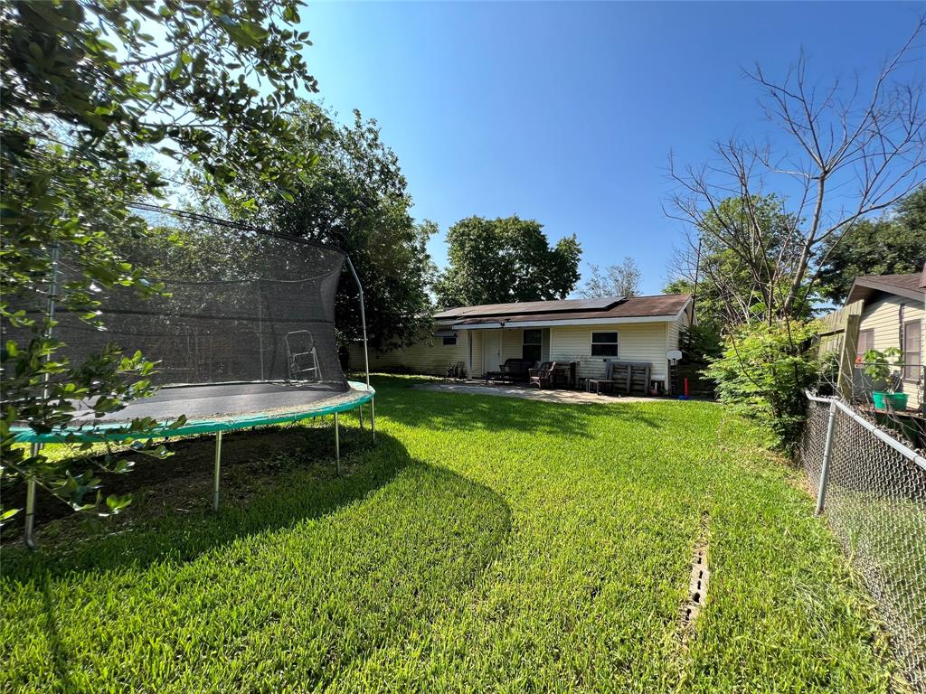 3508 Meadowlane Street, Victoria, Texas image 15