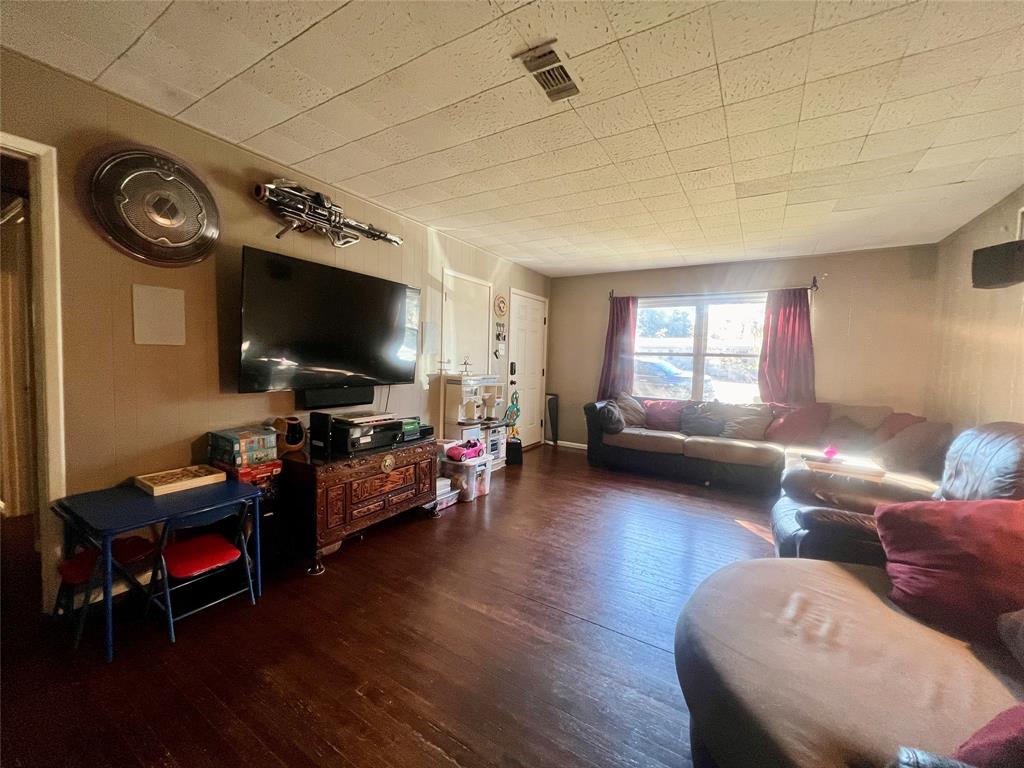 3508 Meadowlane Street, Victoria, Texas image 4