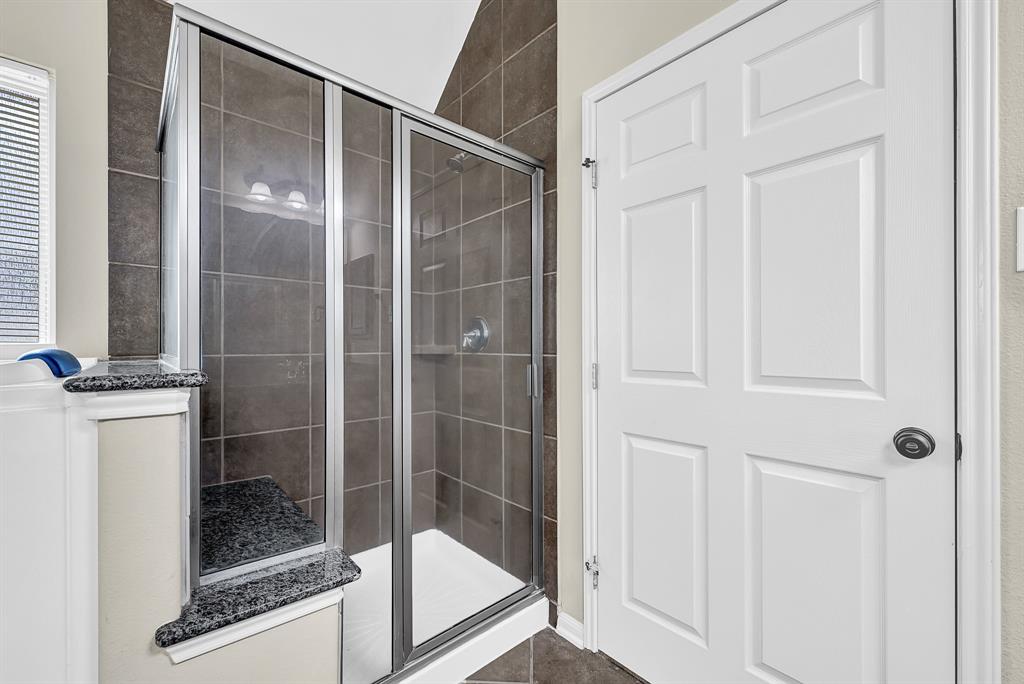2407 London Mills Court, Katy, Texas image 15