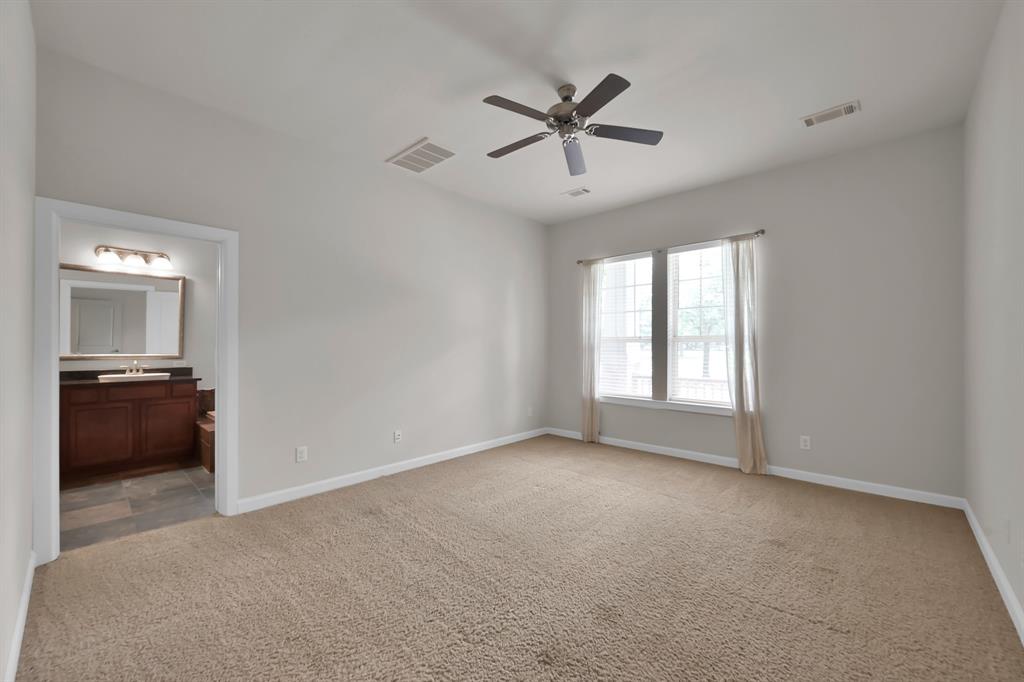 16819 Apple River Drive, Cypress, Texas image 13
