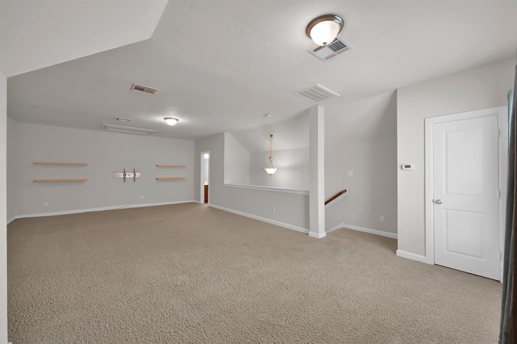 16819 Apple River Drive, Cypress, Texas image 20