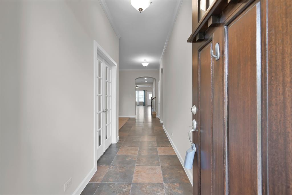 16819 Apple River Drive, Cypress, Texas image 3