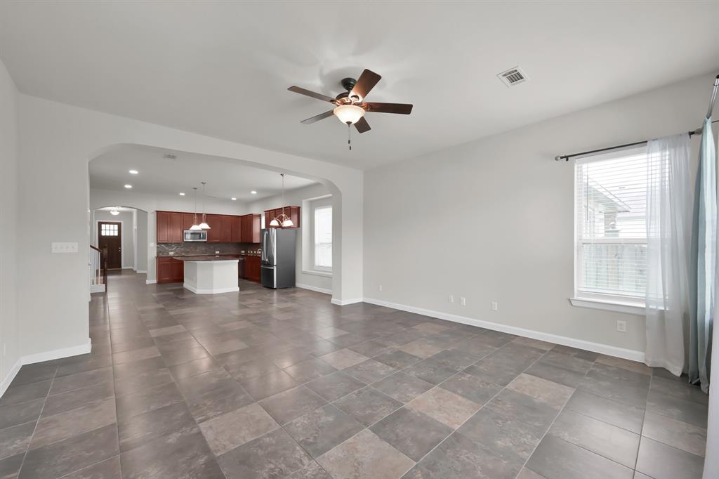 16819 Apple River Drive, Cypress, Texas image 12