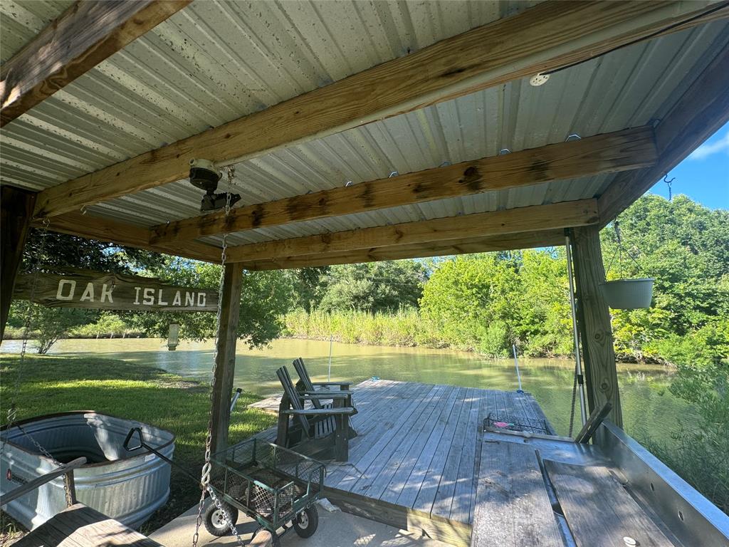 101 Oyster Street, Anahuac, Texas image 18