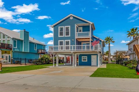 A home in Bayou Vista