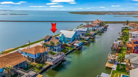 A home in Bayou Vista