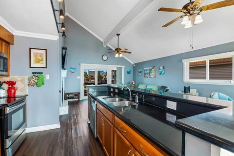 Single Family Residence in Bayou Vista TX 1310 Blue Heron Street 20.jpg
