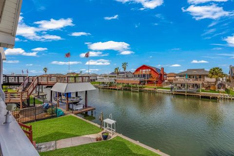 A home in Bayou Vista