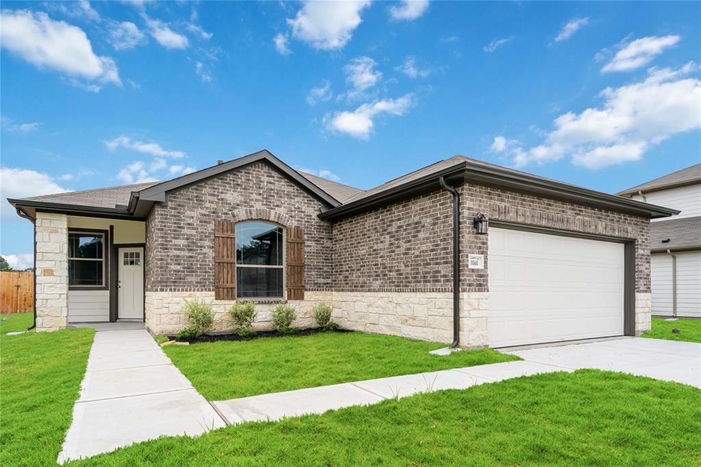11060 Patriot Court, Cleveland, Texas image 2