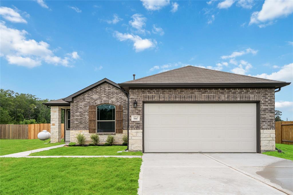 11060 Patriot Court, Cleveland, Texas image 1