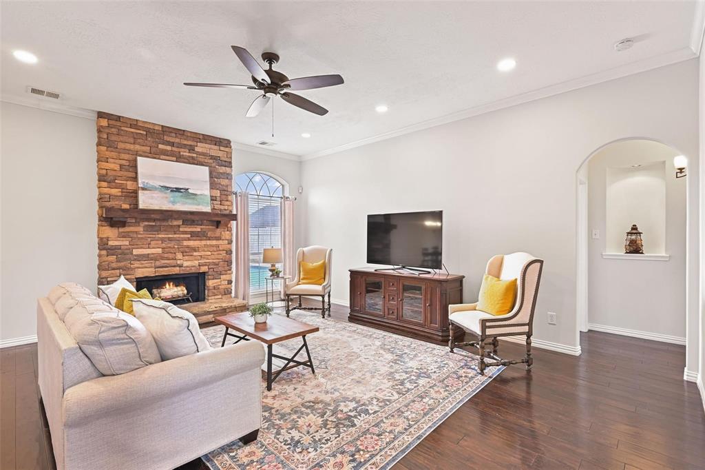 1712 Orlando Street, Friendswood, Texas image 10