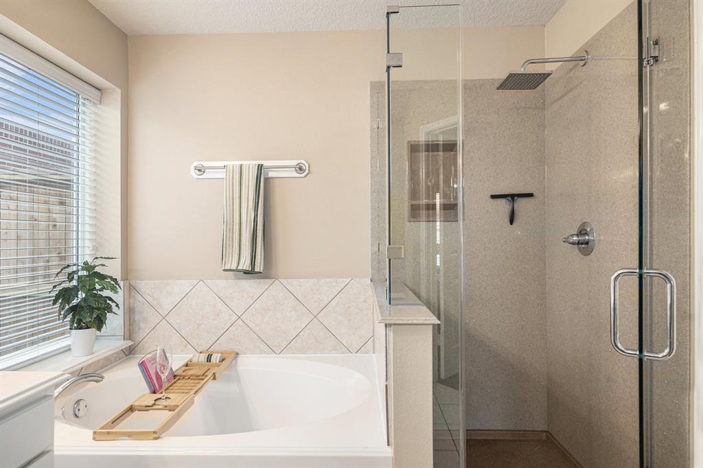 7323 Fall Creek Bend, Humble, Texas image 17