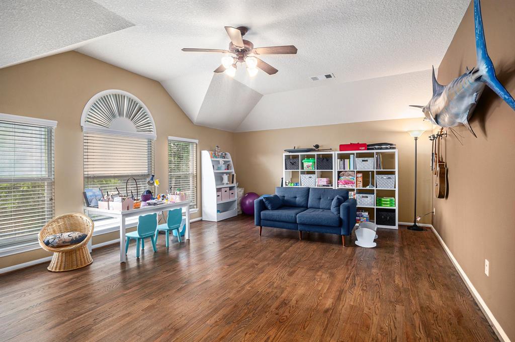 7323 Fall Creek Bend, Humble, Texas image 18