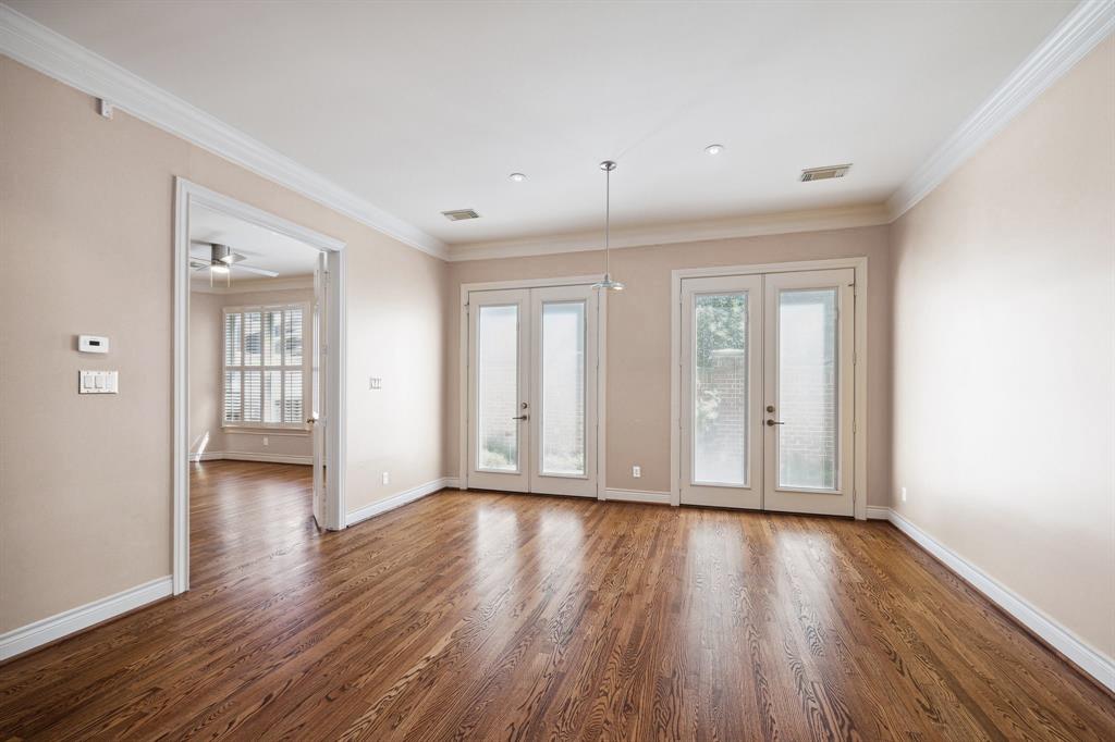 5747 Longmont Lane, Houston, Texas image 3