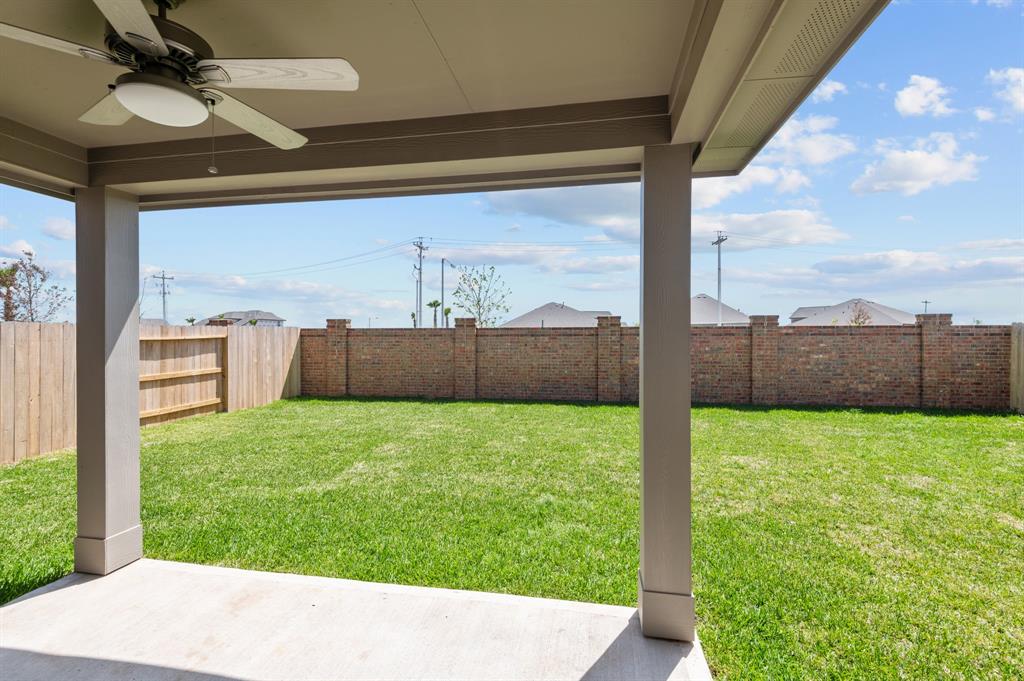 14109 Baikal Manor Drive, Santa Fe, Texas image 29