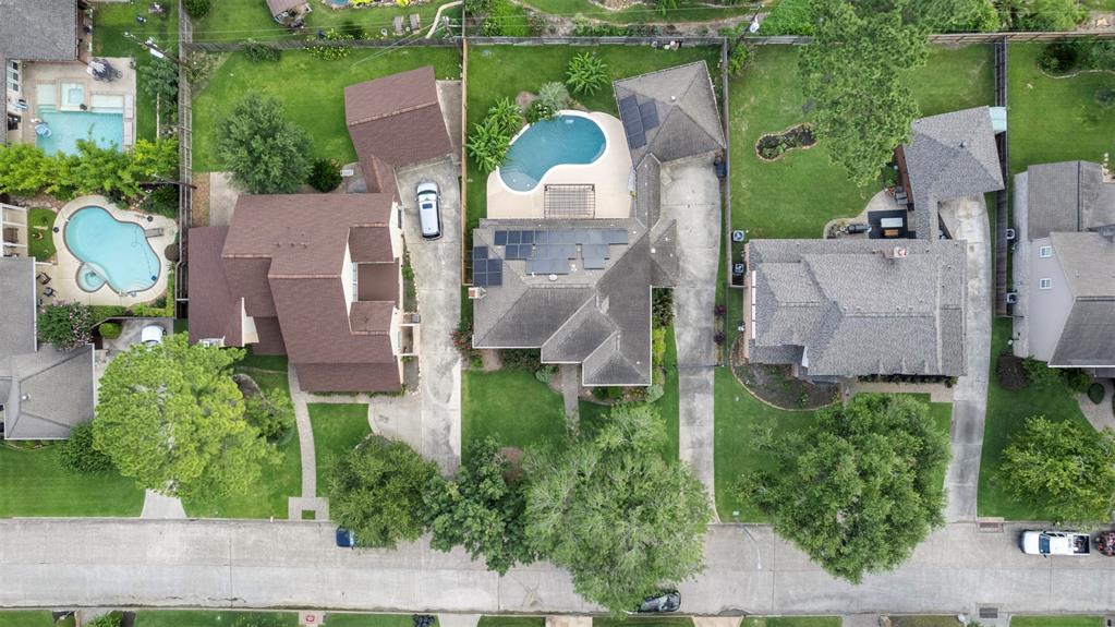 16611 Brenton Oaks Drive, Spring, Texas image 29