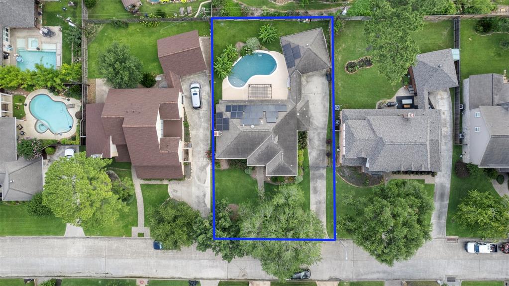 16611 Brenton Oaks Drive, Spring, Texas image 28