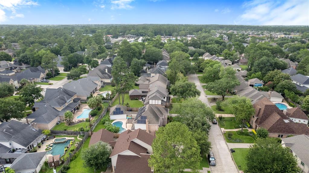 16611 Brenton Oaks Drive, Spring, Texas image 35