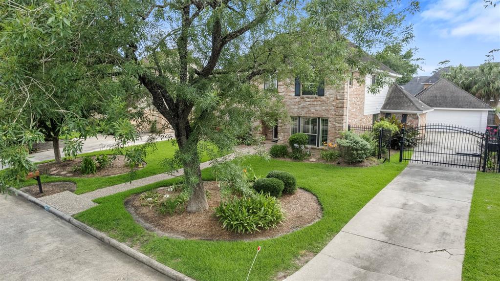 16611 Brenton Oaks Drive, Spring, Texas image 31