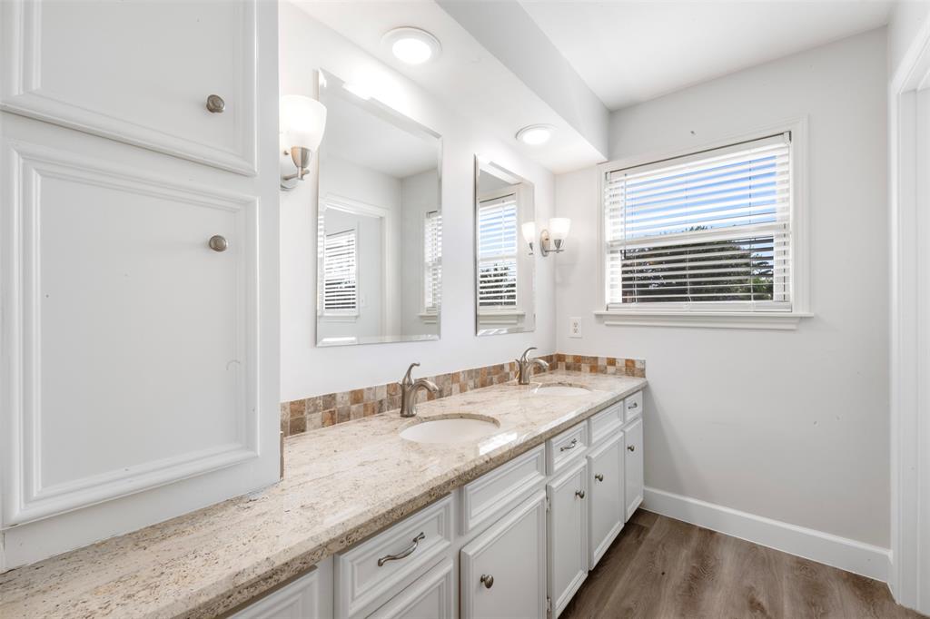 16611 Brenton Oaks Drive, Spring, Texas image 20