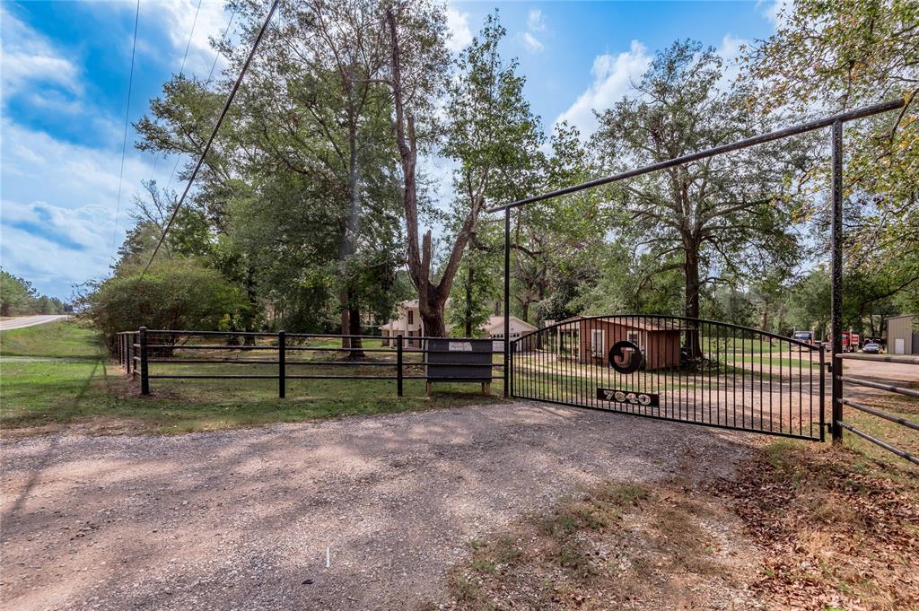 7640 State Highway 75 Highway, Huntsville, Texas image 3