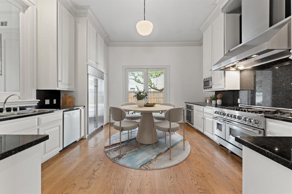 6104 San Felipe Street, Houston, Texas image 15