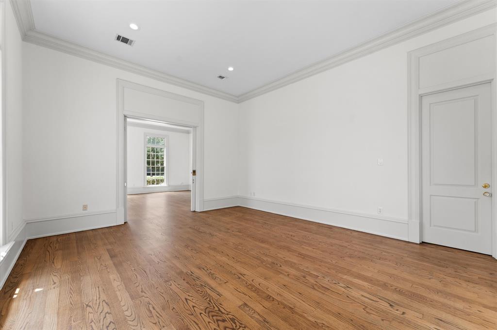 6104 San Felipe Street, Houston, Texas image 12