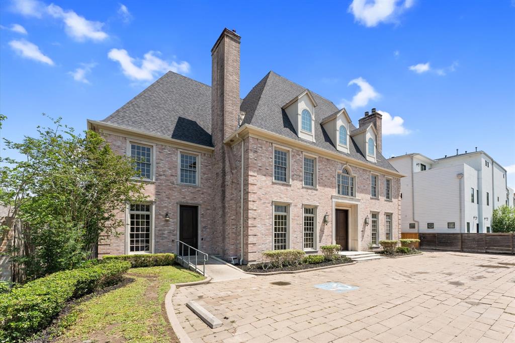 6104 San Felipe Street, Houston, Texas image 2