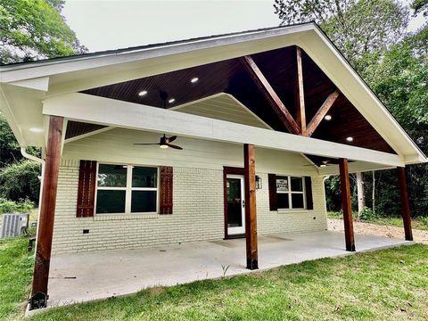 Photo of 230 Charmaine Drive E, Woodville, TX 75979 (MLS # 5068208)