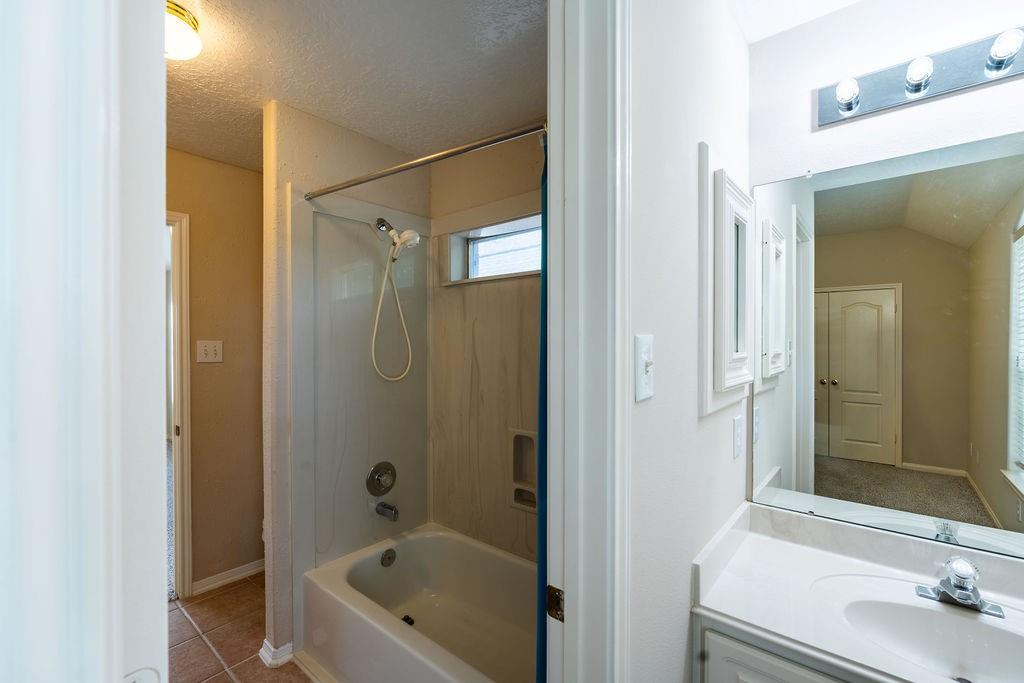 4010 Townsville Circle, Missouri City, Texas image 13
