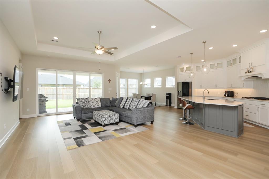 14314 Vista View Drive, Cypress, Texas image 9