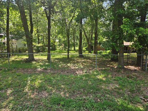 000 Chickasaw Conroe TX 77316