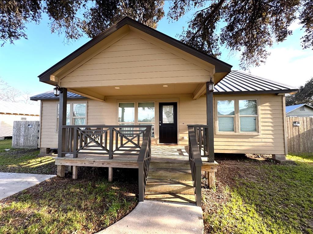 587 Stockton St, East Bernard, Texas image 5