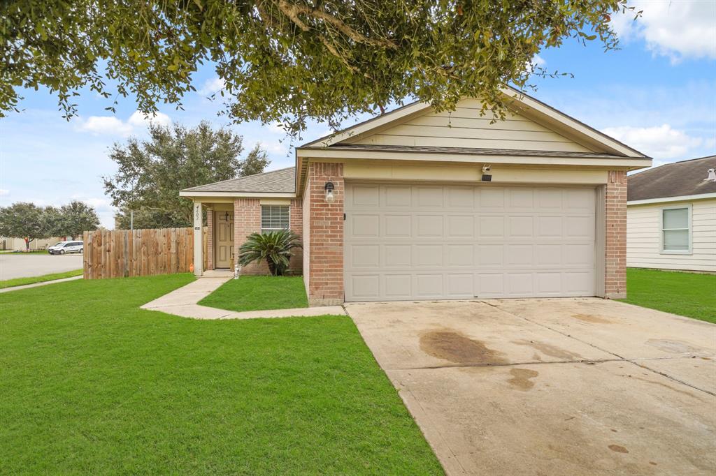 4603 Poppy Crest Court, Richmond, Texas image 2