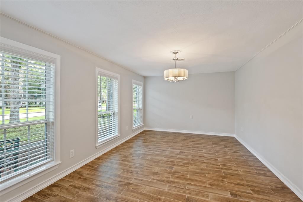 Photo 4 of 50 of 635 Langwood Drive house