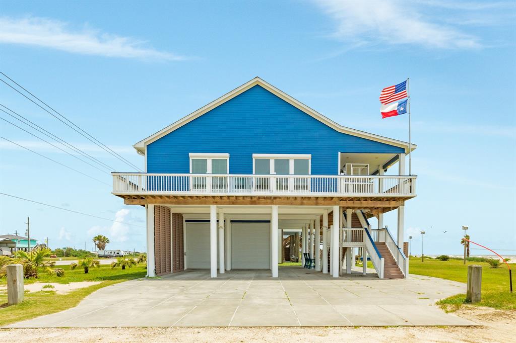 998 Austin Drive, Gilchrist, Texas image 2