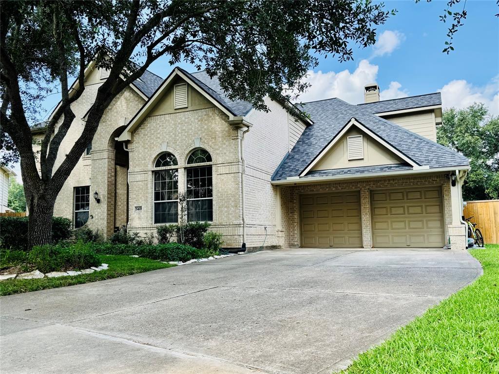 5403 Emerald Pointe Lane