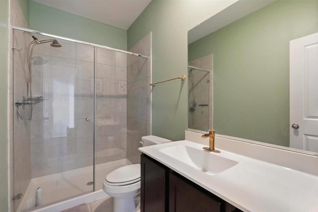 14018 Lago Creek Court, Rosharon, Texas image 21