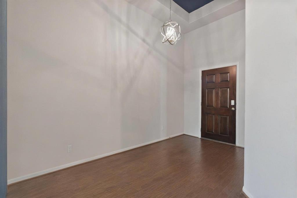 14018 Lago Creek Court, Rosharon, Texas image 7