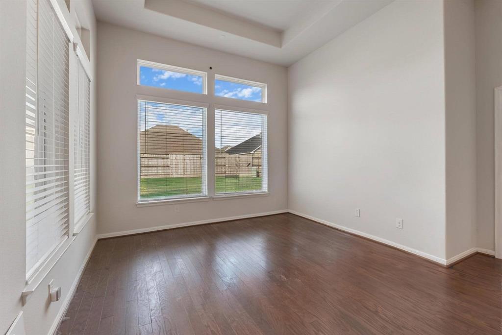 14018 Lago Creek Court, Rosharon, Texas image 12