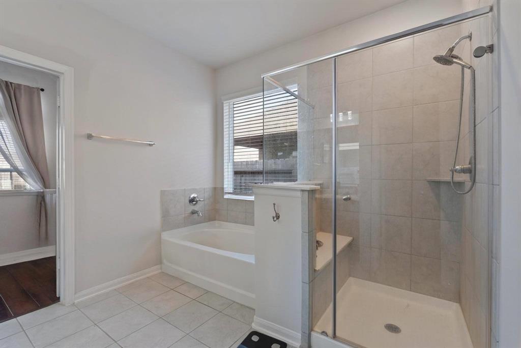14018 Lago Creek Court, Rosharon, Texas image 17