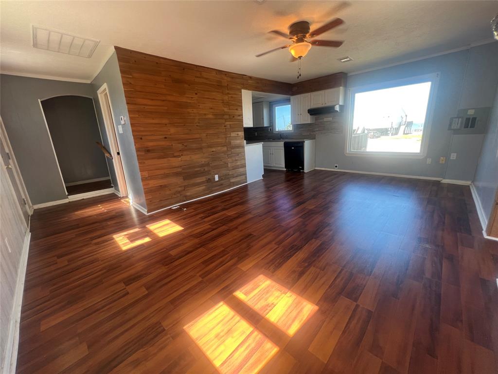 118 17th Street, Dickinson, Texas image 7