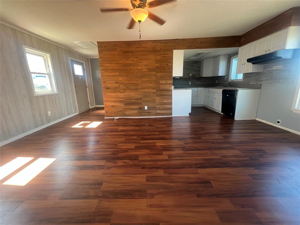 118 17th Street, Dickinson, Texas image 8