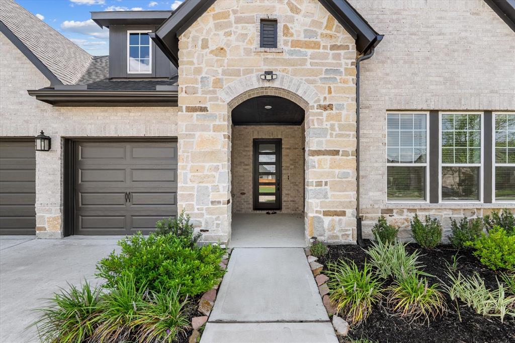 14302 Indian Laurel Way