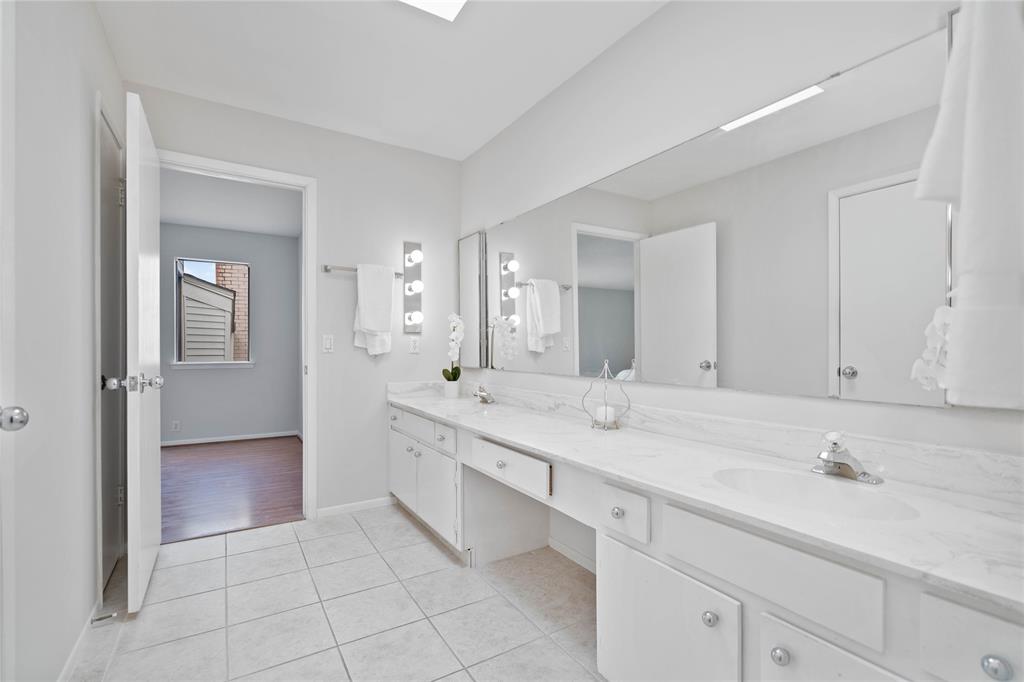 Photo 11 of 22 of 1321 Chardonnay Drive condo