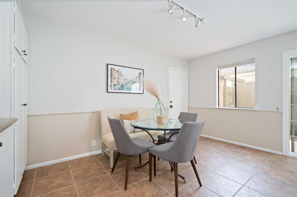 Photo 7 of 22 of 1321 Chardonnay Drive condo